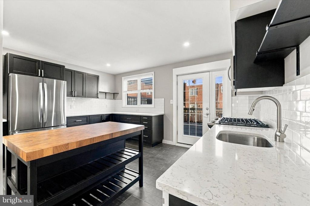 3624 WINONA ST, PHILADELPHIA, PA 19129 — photo 2