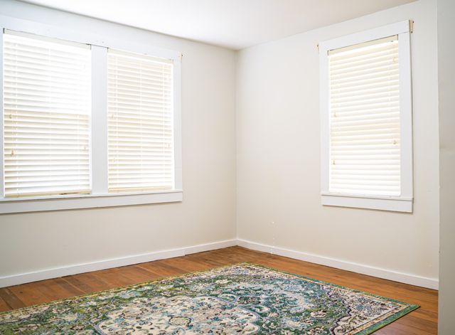 220 Jennings Ave, Parsons, TN 38363