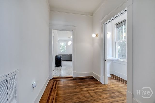 525 Maupas Avenue, Savannah, GA 31401