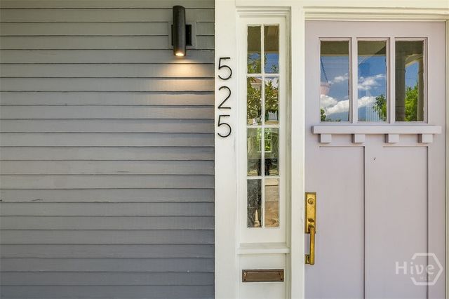 525 Maupas Avenue, Savannah, GA 31401