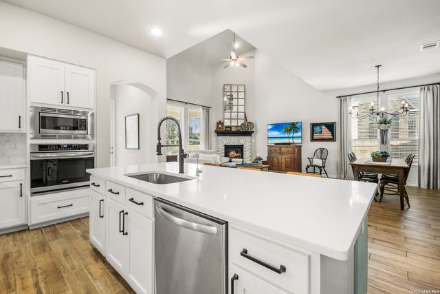 178 Cimarron Creek, Boerne, TX 78006