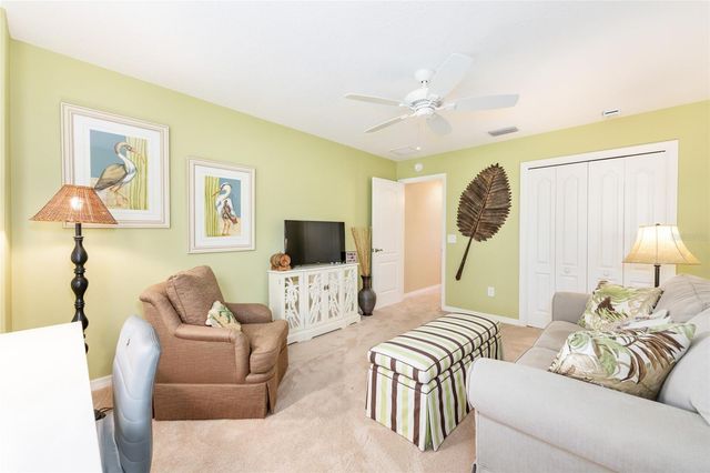 2283 HOPESPRING LOOP, The Villages, FL 32162