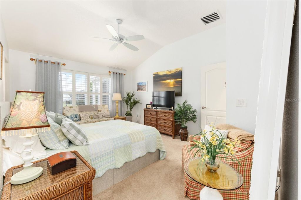 Image 21 of property listing at 2283 HOPESPRING LOOP, The Villages, FL 32162