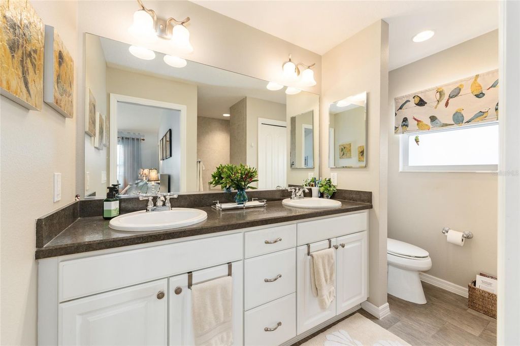 Image 22 of property listing at 2283 HOPESPRING LOOP, The Villages, FL 32162