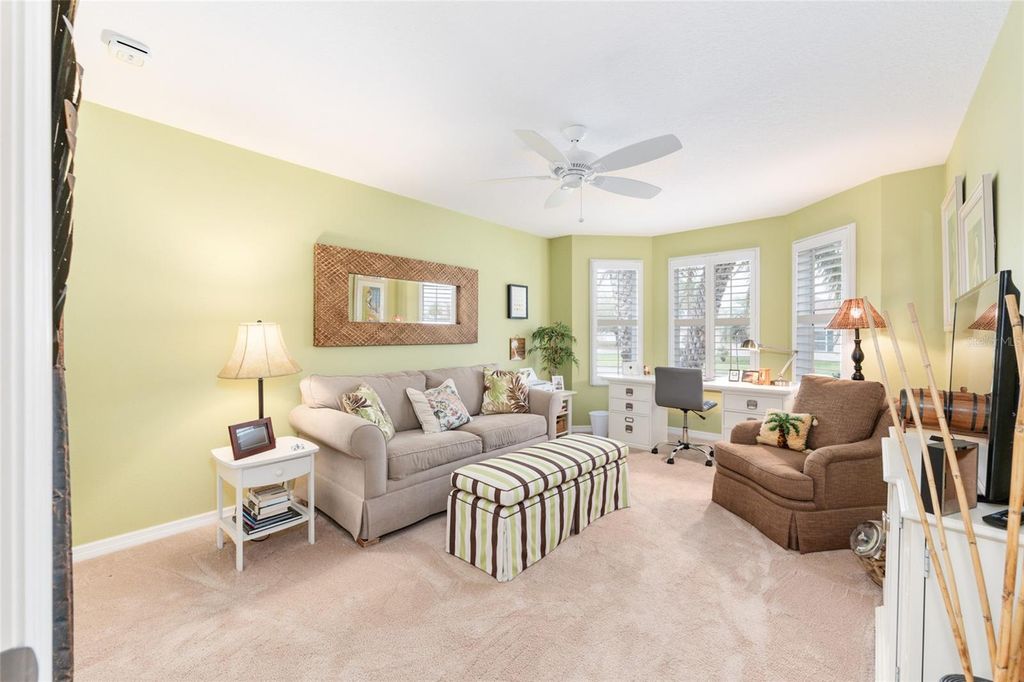 Image 25 of property listing at 2283 HOPESPRING LOOP, The Villages, FL 32162