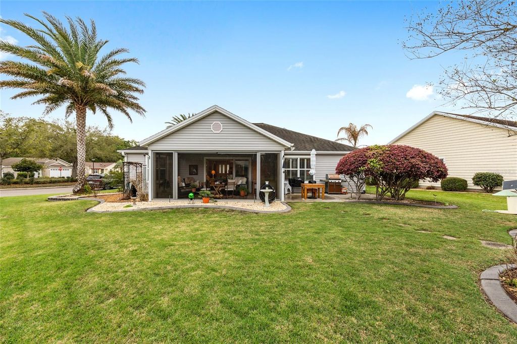 Image 42 of property listing at 2283 HOPESPRING LOOP, The Villages, FL 32162