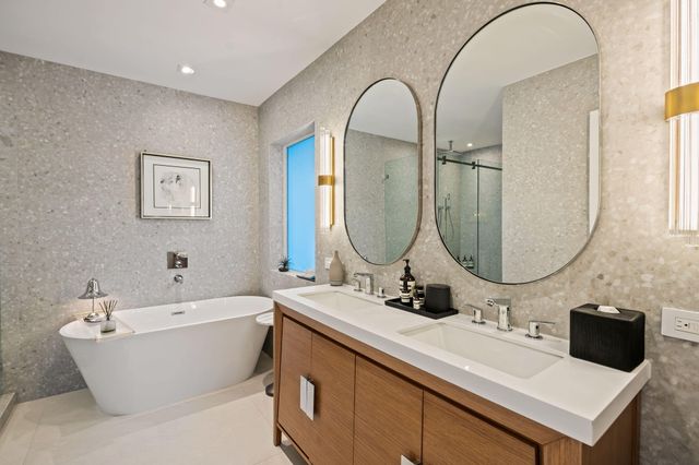 2000 CORAL GARDENS Drive, Wilton Manors, FL 33306