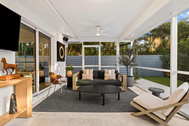 2000 CORAL GARDENS Drive, Wilton Manors, FL 33306