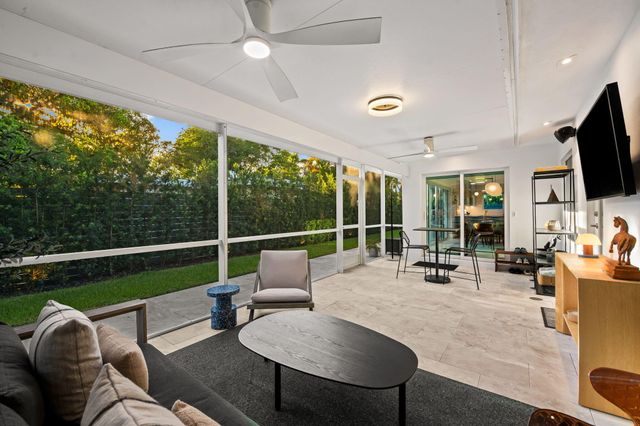 2000 CORAL GARDENS Drive, Wilton Manors, FL 33306