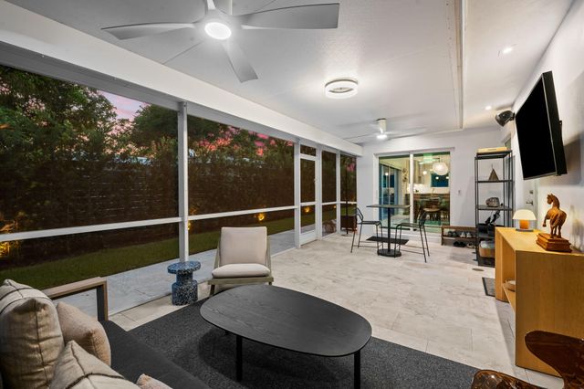 2000 CORAL GARDENS Drive, Wilton Manors, FL 33306