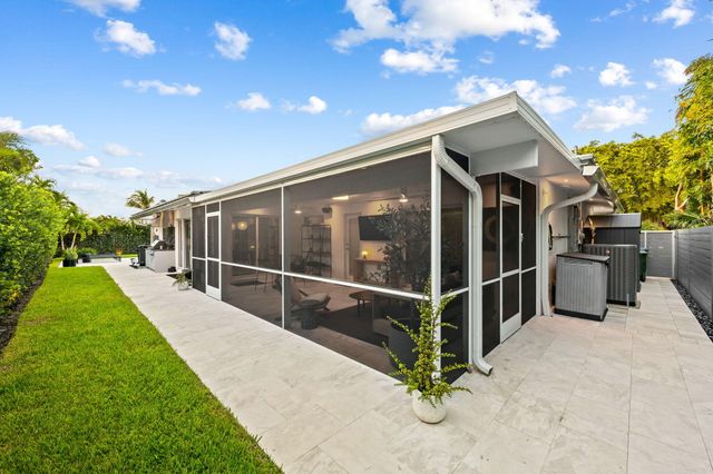 2000 CORAL GARDENS Drive, Wilton Manors, FL 33306