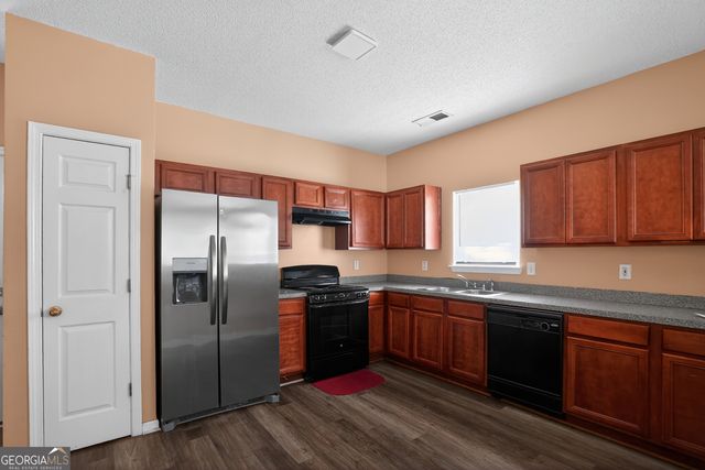 2326 Nicole Drive, Hampton, GA 30228