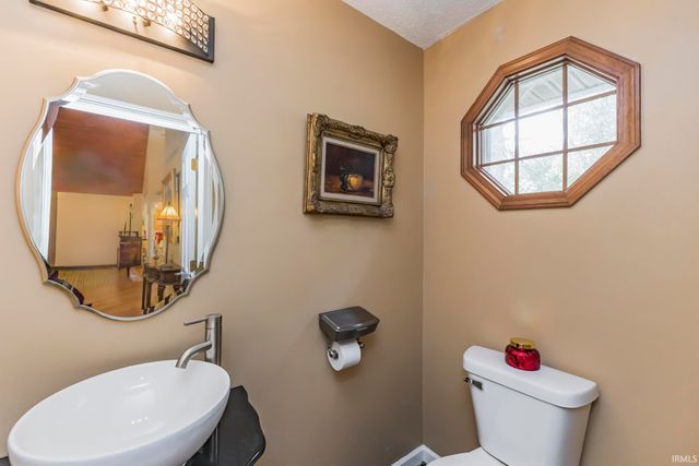 4808 N Camelot Drive, Muncie, IN 47304