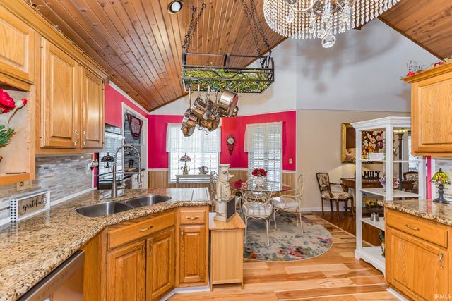 4808 N Camelot Drive, Muncie, IN 47304