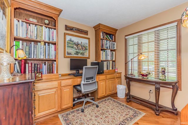 4808 N Camelot Drive, Muncie, IN 47304