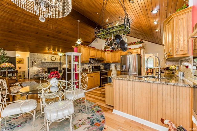 4808 N Camelot Drive, Muncie, IN 47304