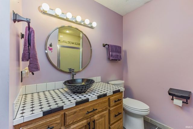 4808 N Camelot Drive, Muncie, IN 47304