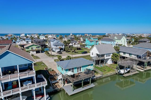 22819 Vida Street, Galveston, TX 77554