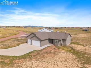 469 E Gentry Drive, Pueblo, CO 81007