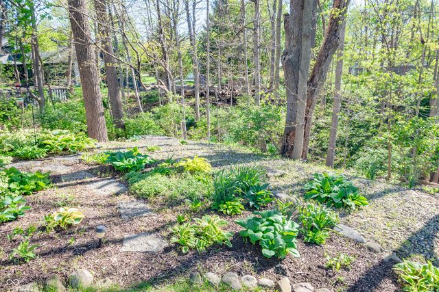208 Sedwick Court, Noblesville, IN 46062