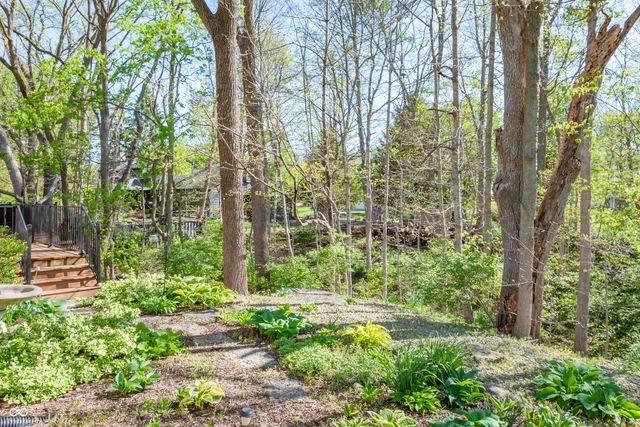 208 Sedwick Court, Noblesville, IN 46062