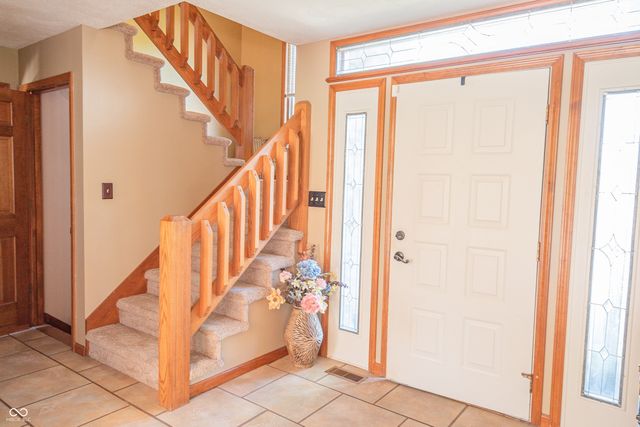 208 Sedwick Court, Noblesville, IN 46062