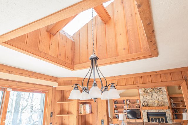 208 Sedwick Court, Noblesville, IN 46062