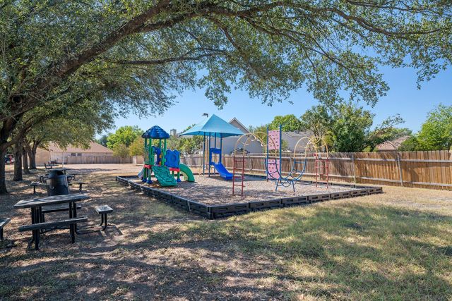 20804 Trotters LN, Pflugerville, TX 78660