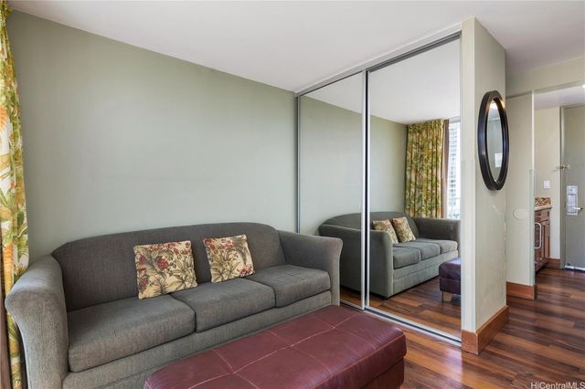 2427 Kuhio Avenue 2301, Honolulu, HI 96815