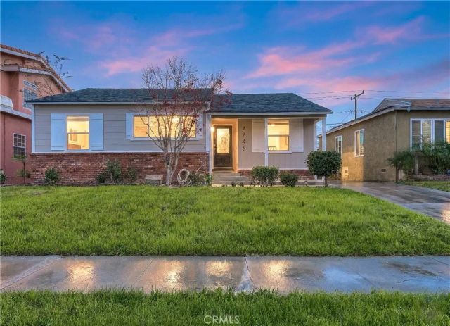 4746 Obispo Avenue, Lakewood, CA 90712
