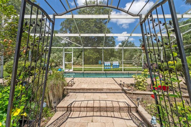 32511 COUNTY ROAD 437, Sorrento, FL 32776