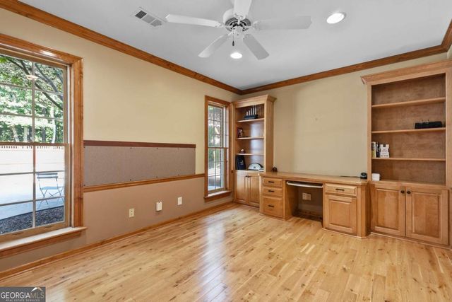 110 Dresden Place, Fayetteville, GA 30215