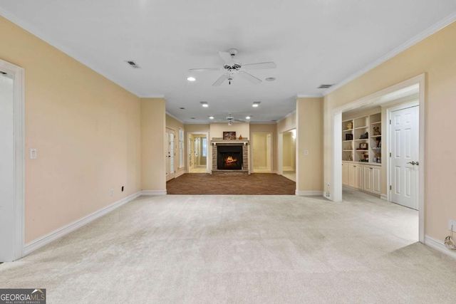 110 Dresden Place, Fayetteville, GA 30215