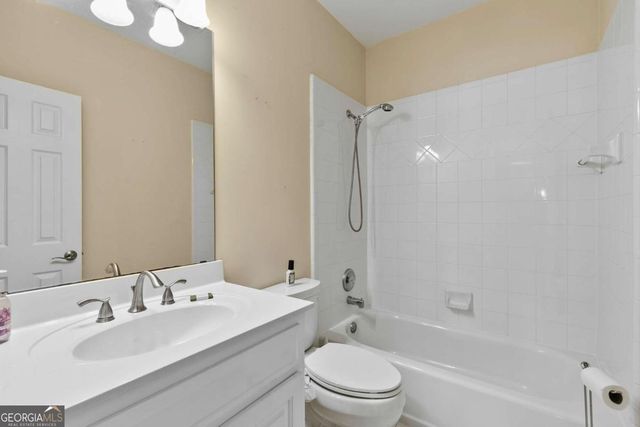 110 Dresden Place, Fayetteville, GA 30215