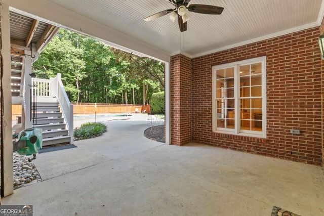 110 Dresden Place, Fayetteville, GA 30215