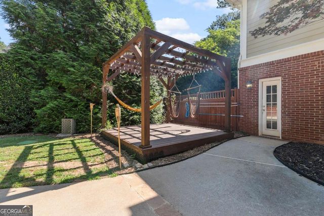 110 Dresden Place, Fayetteville, GA 30215