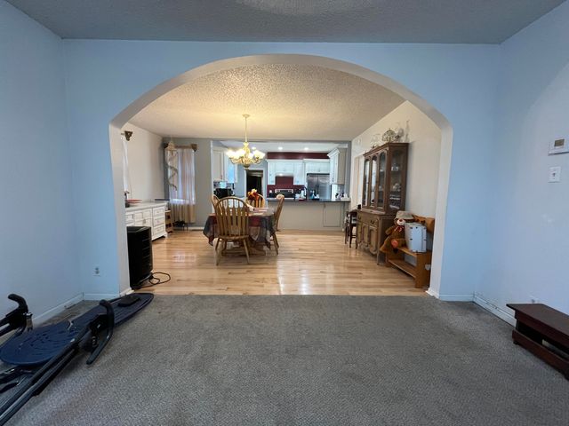 2258 E Buffalo Street, Bolivar, MO 65613