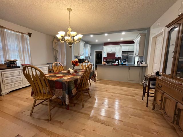 2258 E Buffalo Street, Bolivar, MO 65613