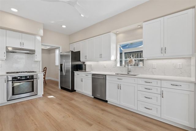 409 CASEY KEY ROAD, Nokomis, FL 34275