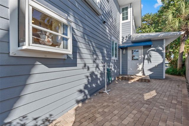 409 CASEY KEY ROAD, Nokomis, FL 34275