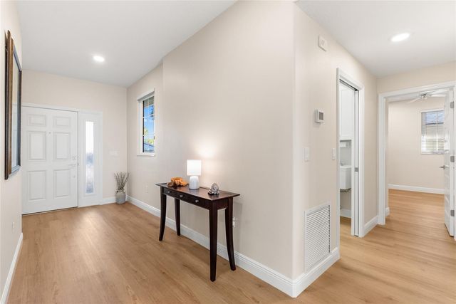 409 CASEY KEY ROAD, Nokomis, FL 34275