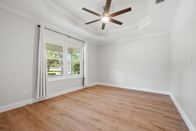 102 Kinsey Court, Valparaiso, FL 32580