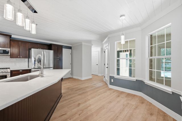102 Kinsey Court, Valparaiso, FL 32580