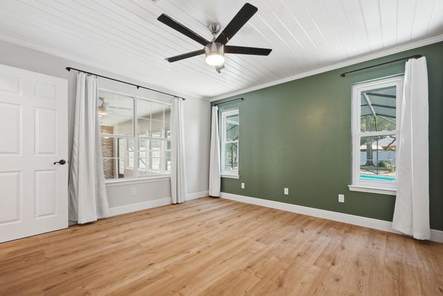 102 Kinsey Court, Valparaiso, FL 32580