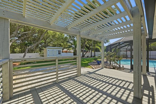 102 Kinsey Court, Valparaiso, FL 32580
