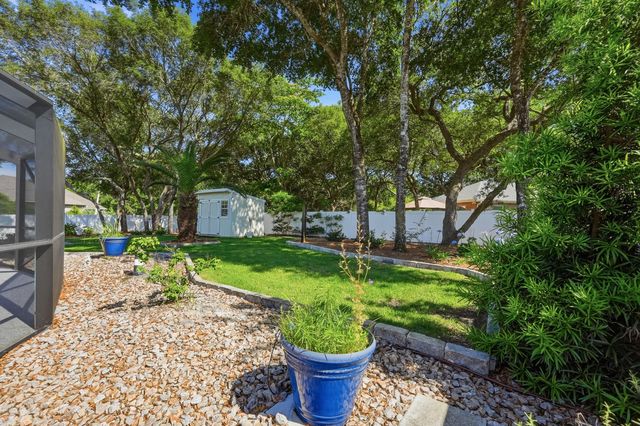 102 Kinsey Court, Valparaiso, FL 32580