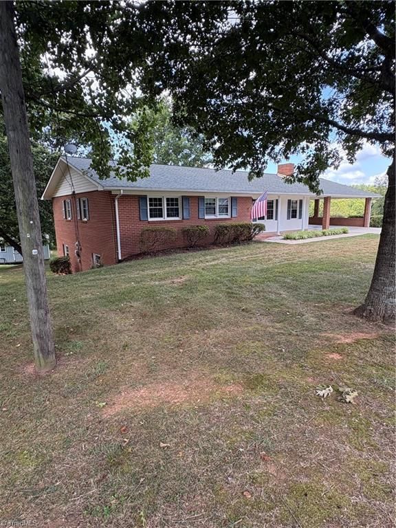 756 Welcome Home Ch Road, North Wilkesboro, NC 28659