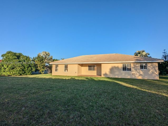 27780 SW 154th Ave, Homestead, FL 33032