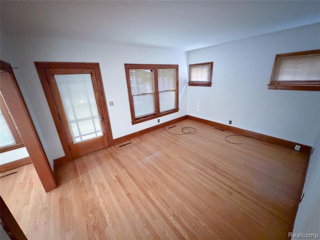 134 Michigan Avenue, Monroe, MI 48162