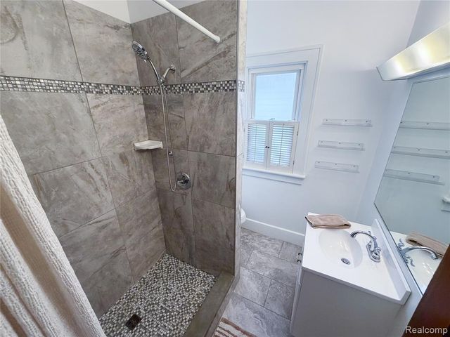 134 Michigan Avenue, Monroe, MI 48162